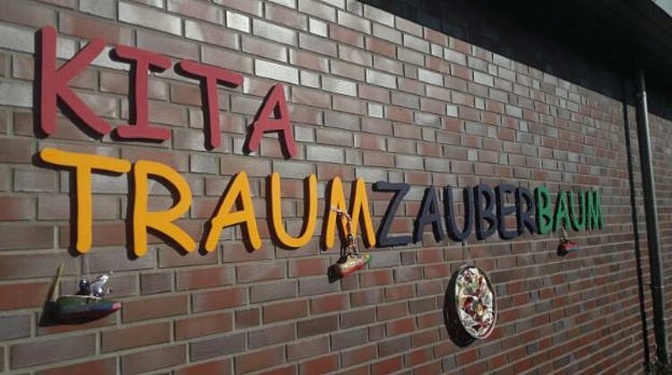 Besuch an der KITA Traumzauberbaum Besuch an der KITA Traumzauberbaum